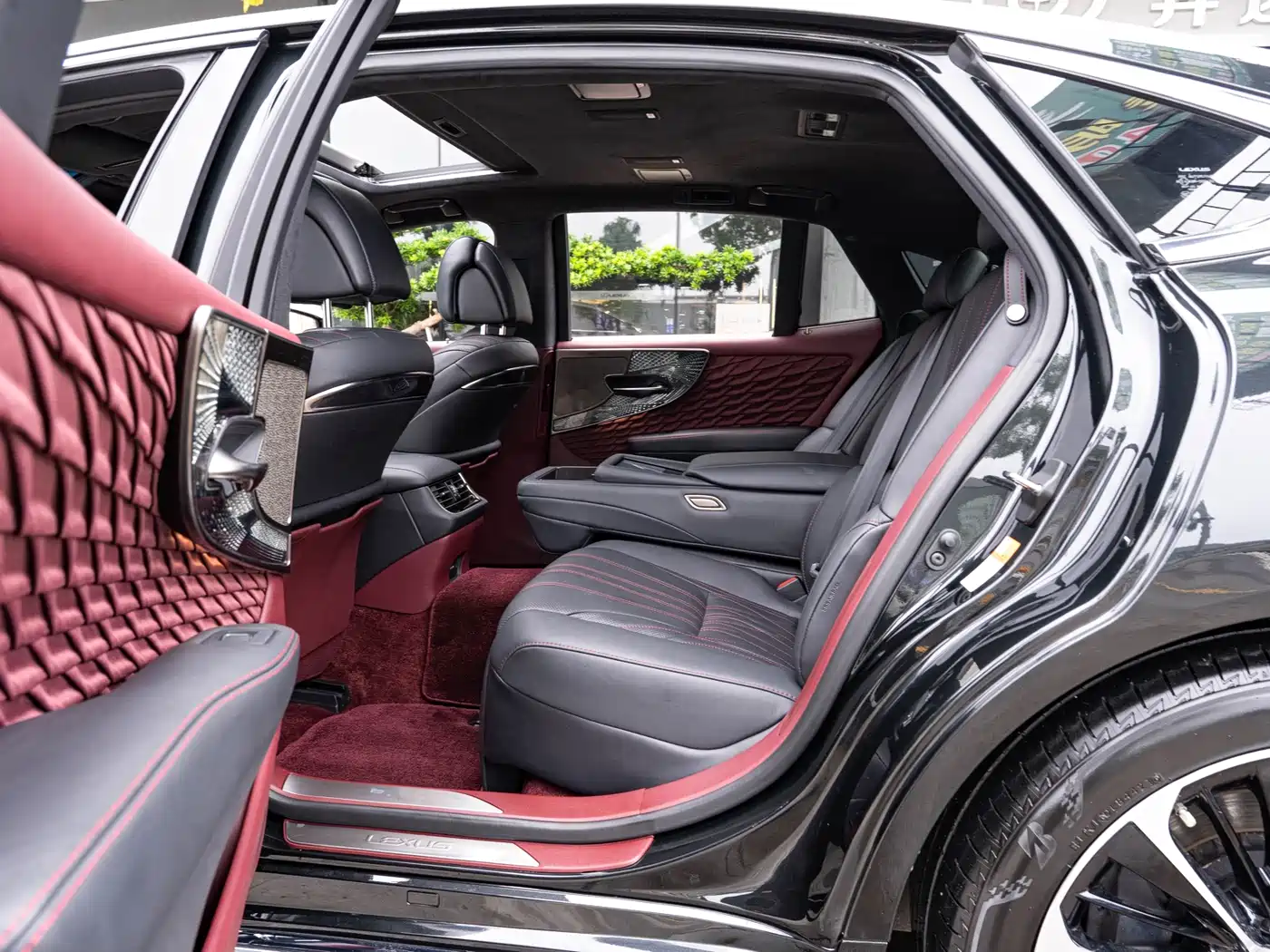 Lexus LS 2022 2021 500h Executive Edition