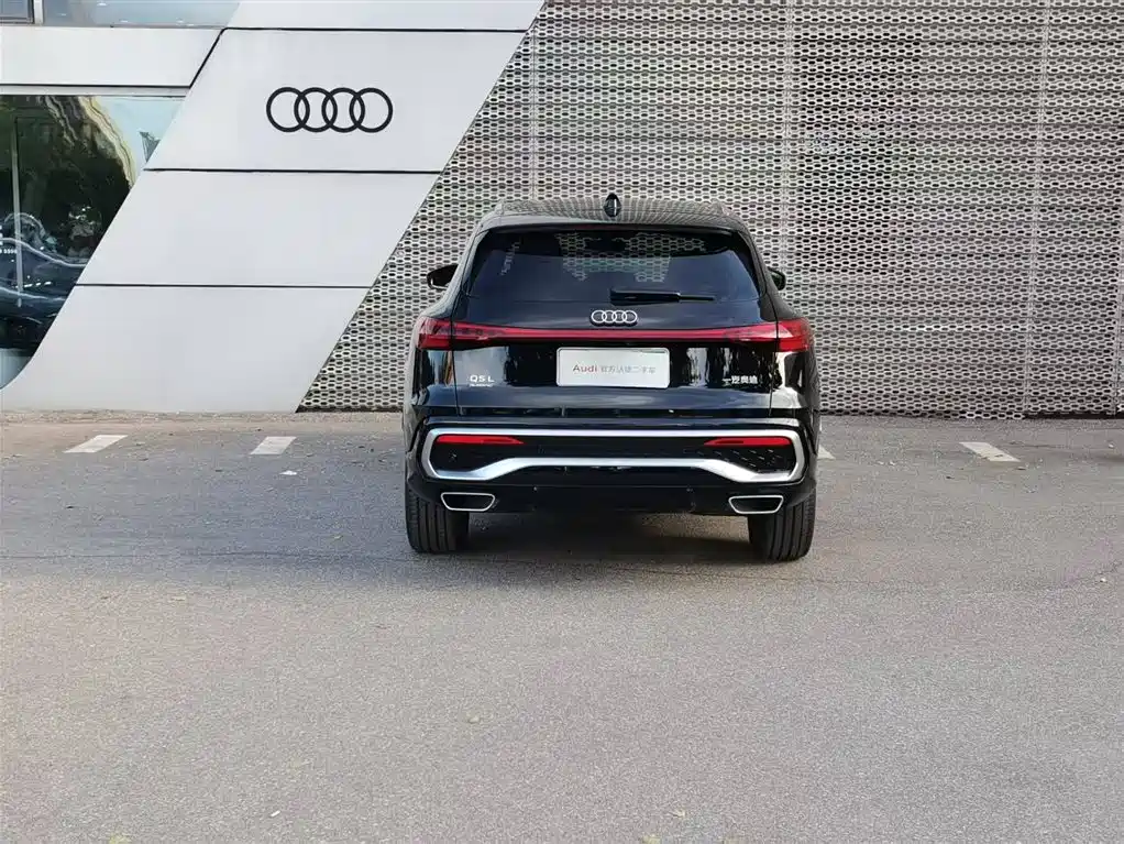 Audi Q5L 2026 Luxury Sport 150kW фото 6
