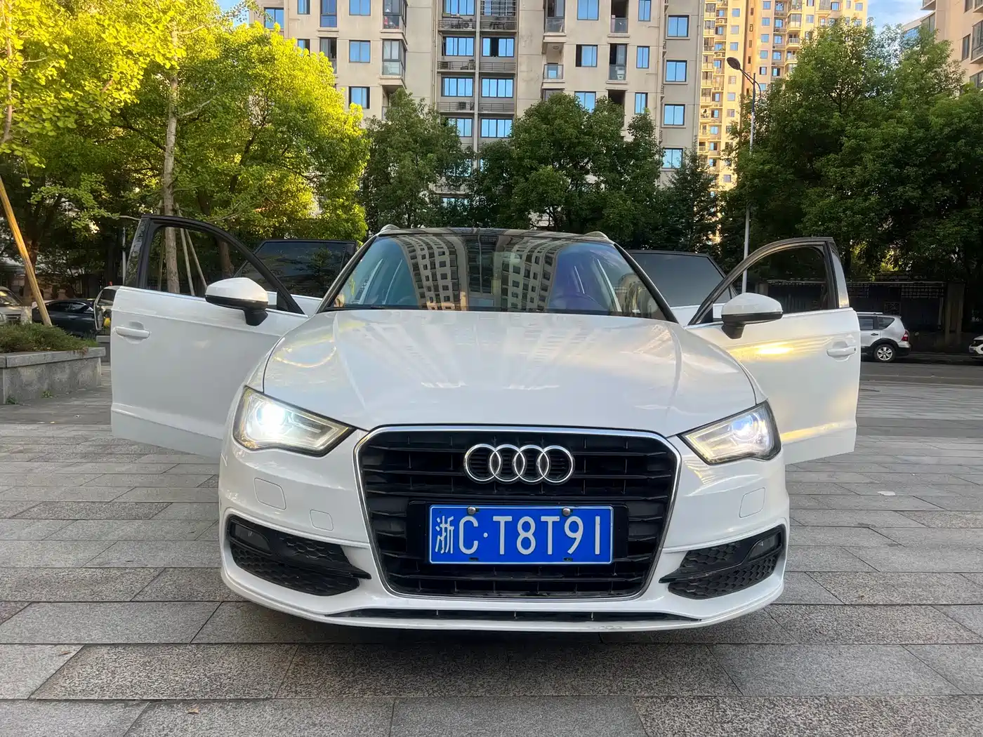 Audi A3 (Import) 2014 2014 Sportback 40 TFSI S line Comfort
