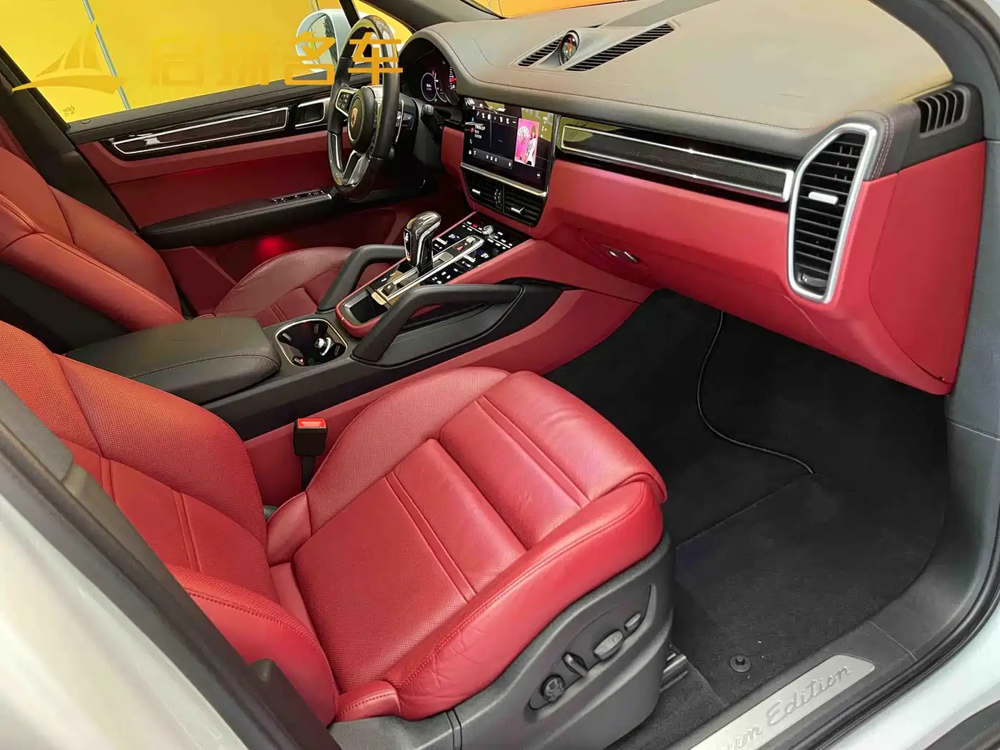 Porsche Cayenne 2023 Cayenne 3.0T Platinum Edition фото 18