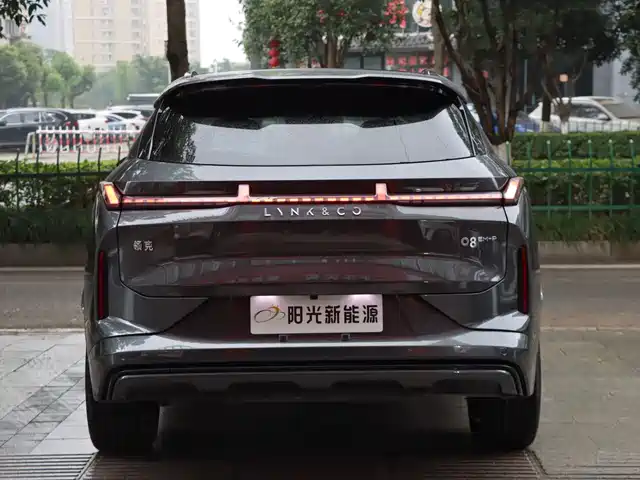 Lynk & Co 08 EM-P 2026 Model Extended Long Range — фото 5