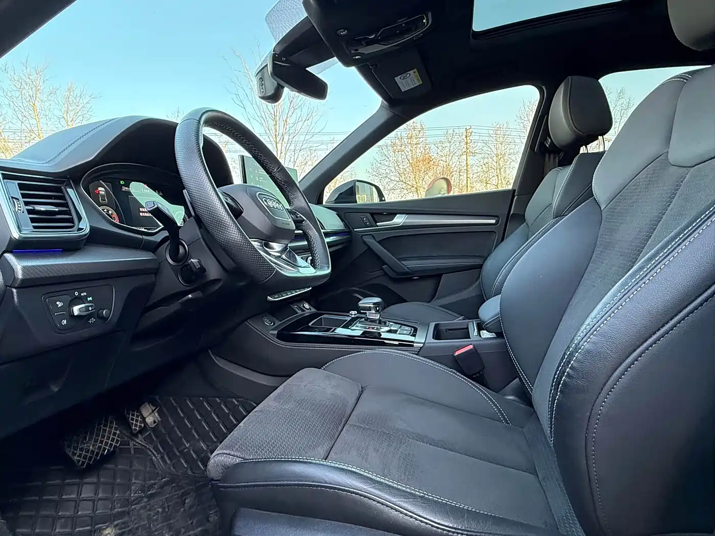 Audi Q5L Sportback 2023 40 TFSI Luxury Style фото 6