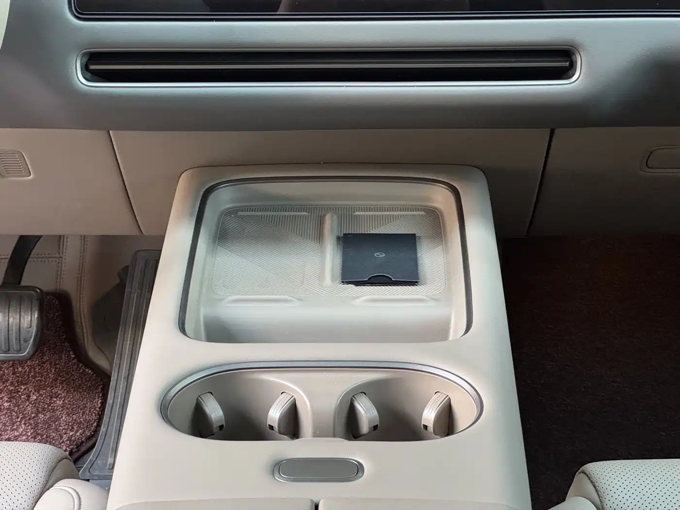 Li Auto i6 2026 2025 2WD Base Model