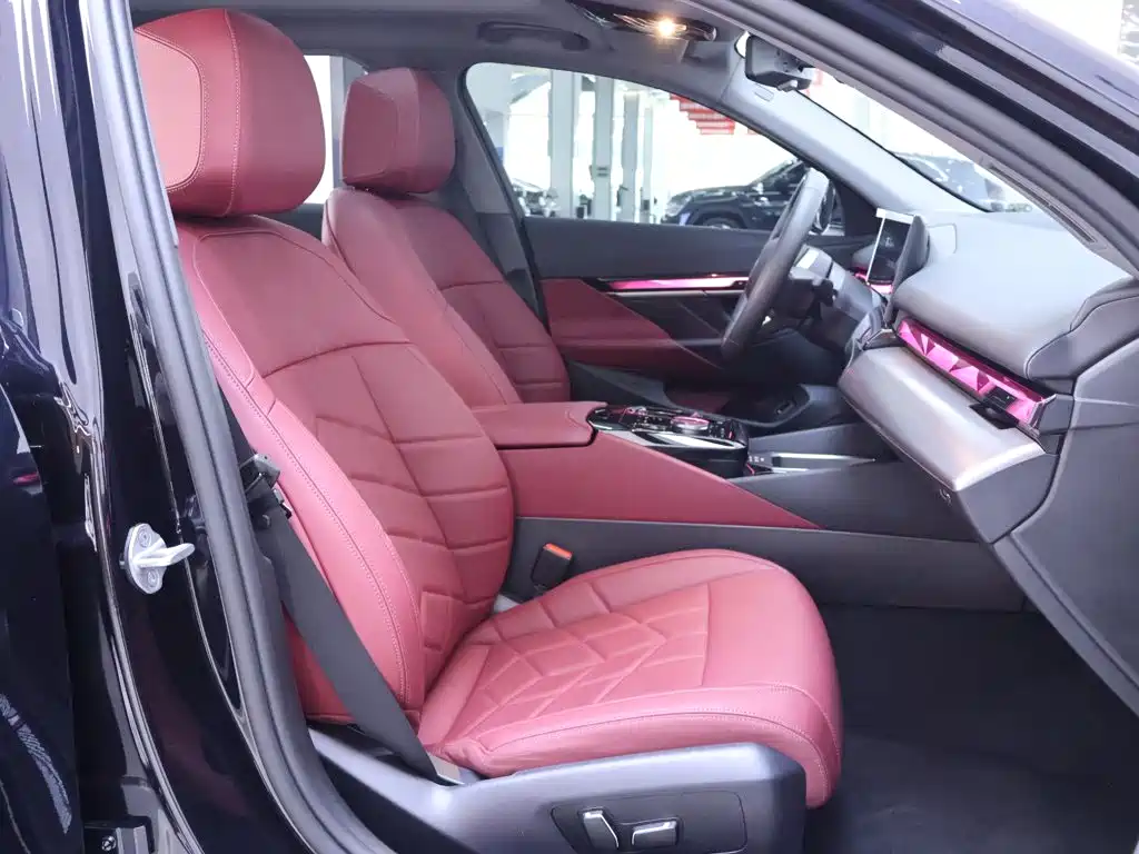 BMW i5 2025 2025 eDrive 35L M Sport Package