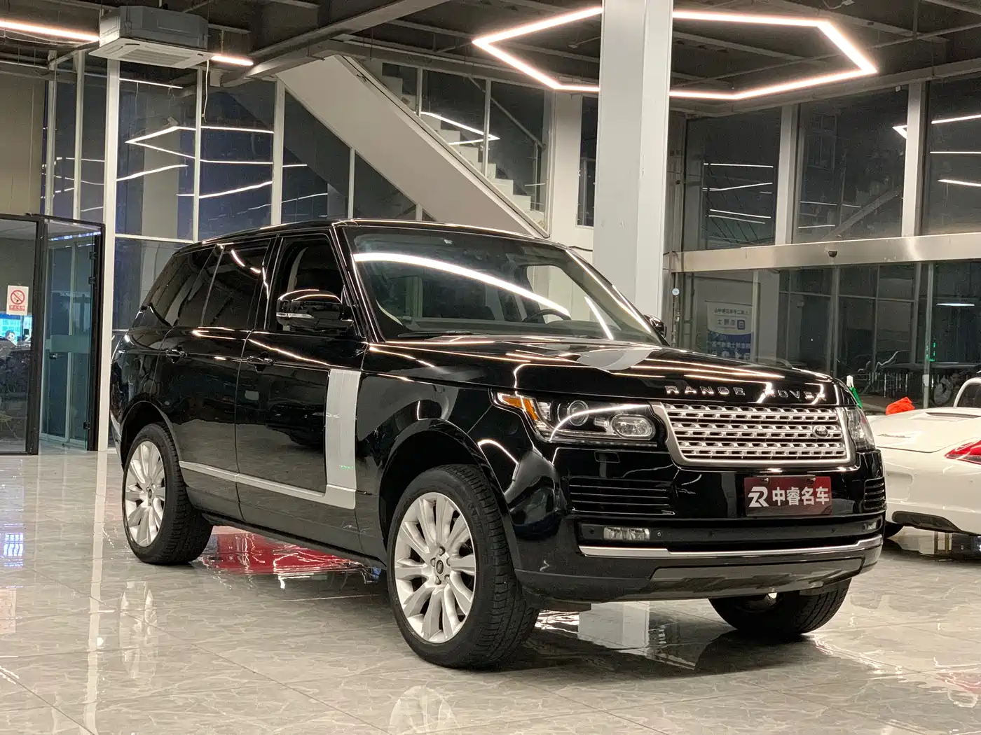 Land Rover Range Rover 2013 5.0 SC V8 AB Ultimate Genesis Edition фото 3