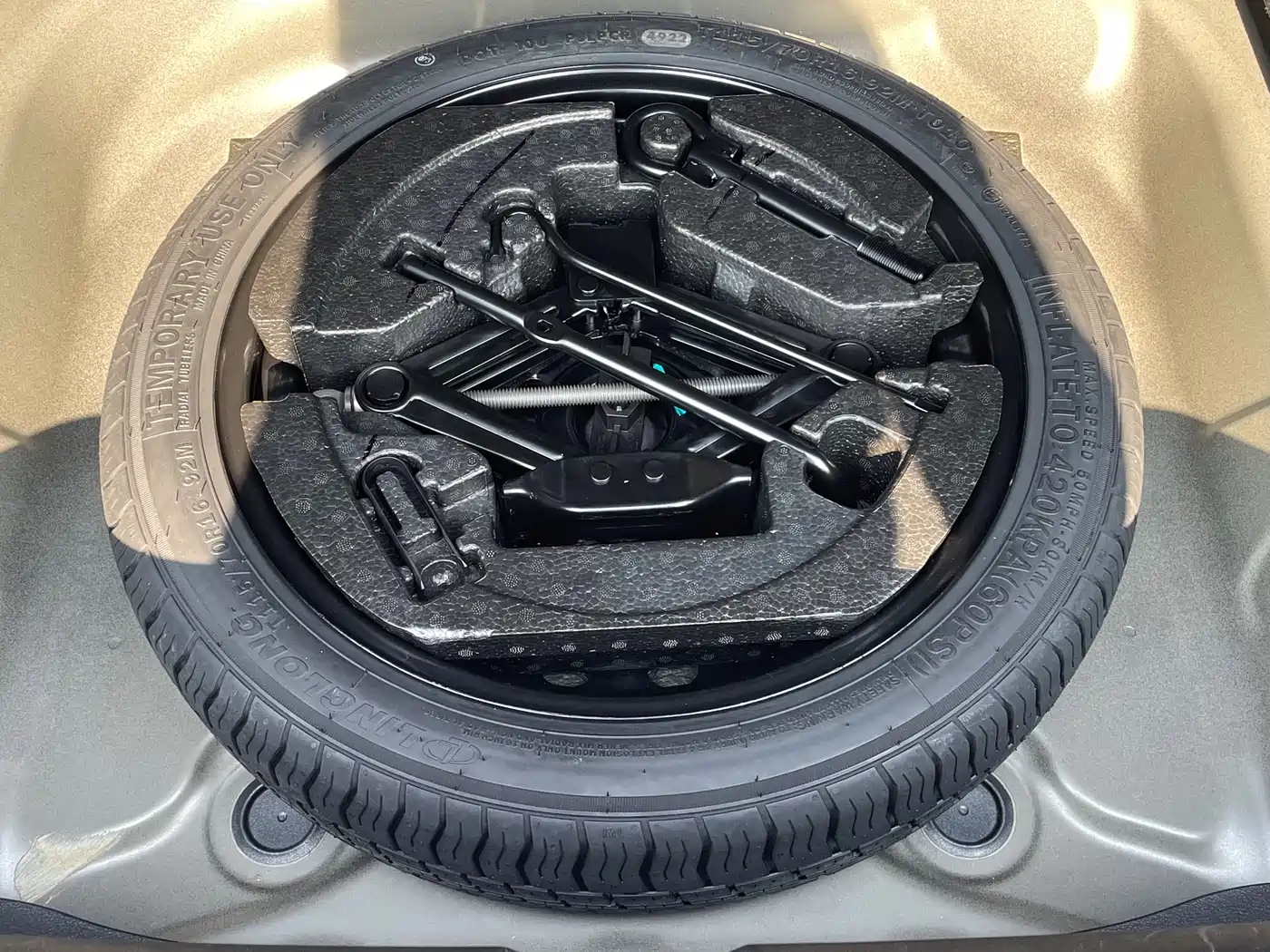 GEELY AUTOMOBILE EMGRAND