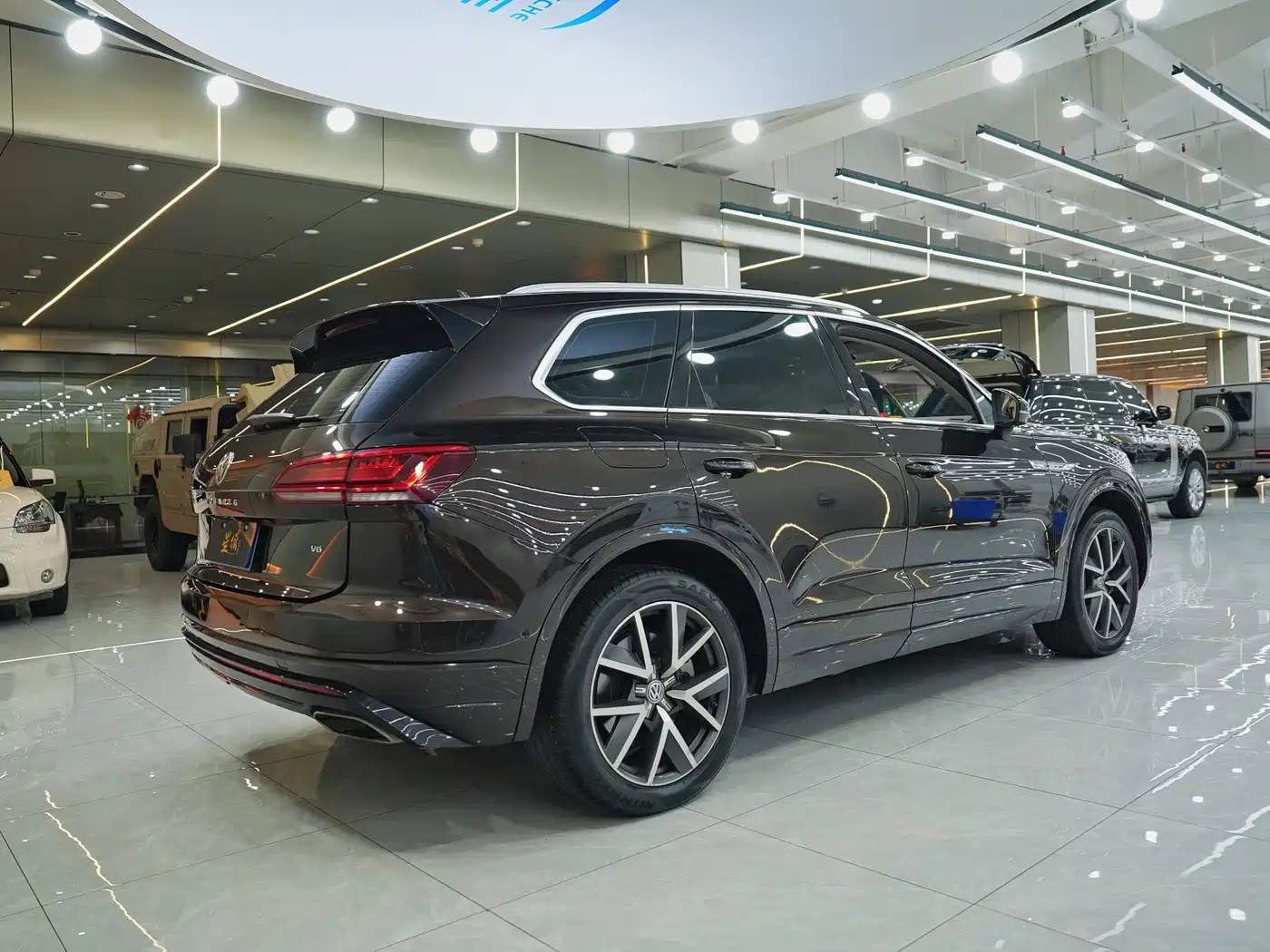 Volkswagen Touareg 2019 3.0TSI Sharp Edge Edition China VI фото 6