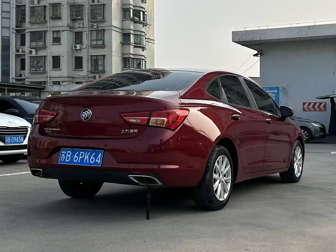 Buick Verano 2017 Sedan 20T DCT Leading фото 8