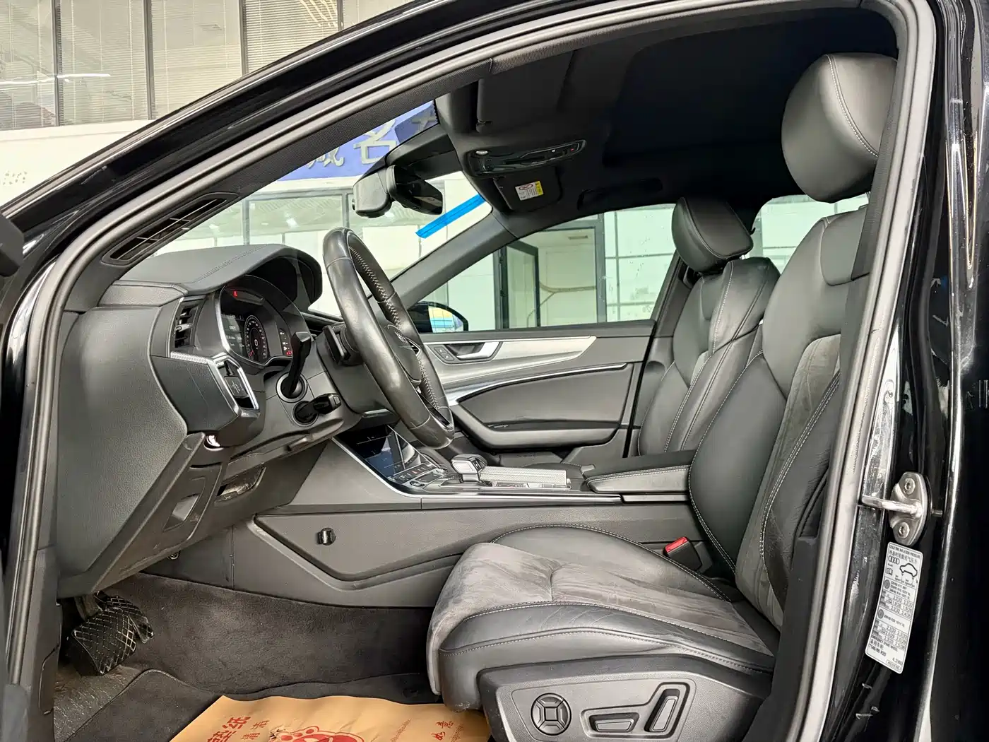 Audi A6L 2021 40 TFSI Luxury Sport фото 5