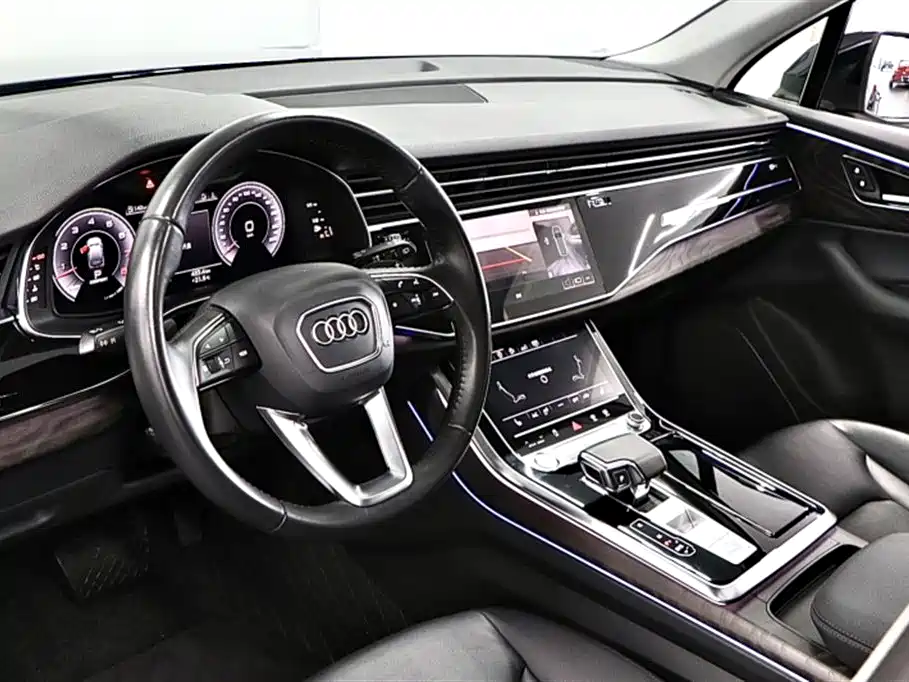 Audi Q7 2020 55 TFSI quattro S line Sport фото 11