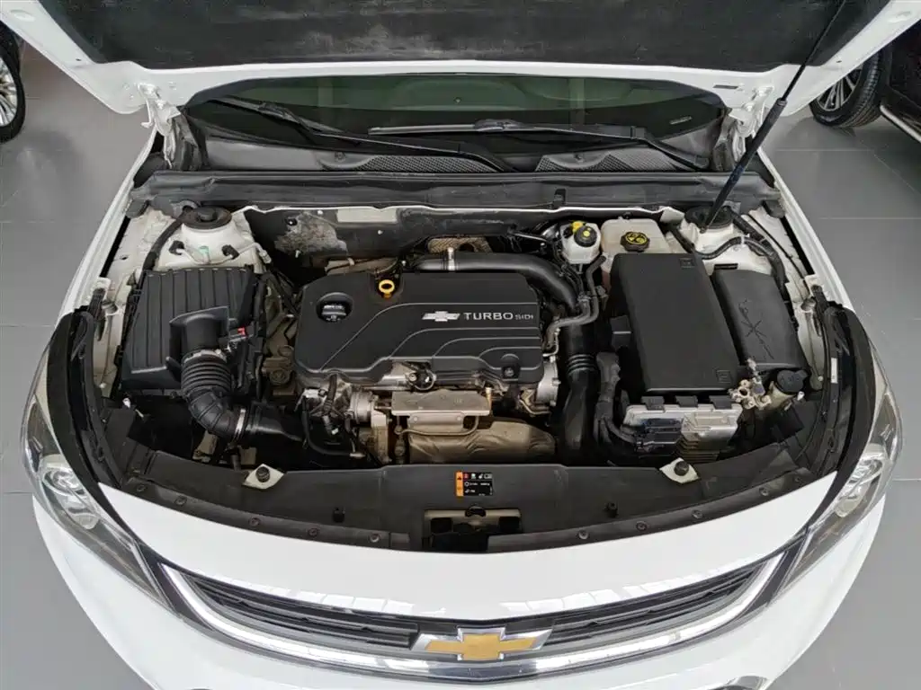 Chevrolet Malibu 2017 1.5T Automatic Luxury Edition фото 20