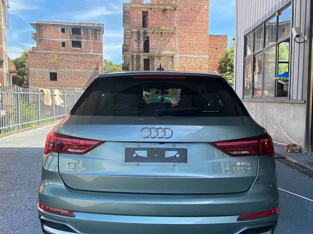 Фото 6 - Audi Q3