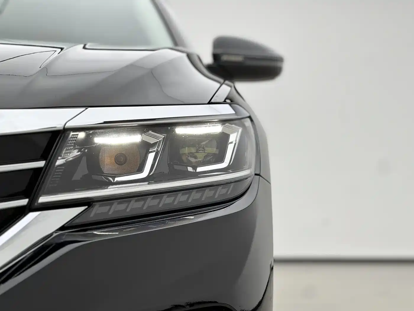 VOLKSWAGEN PASSAT NEW ENERGY