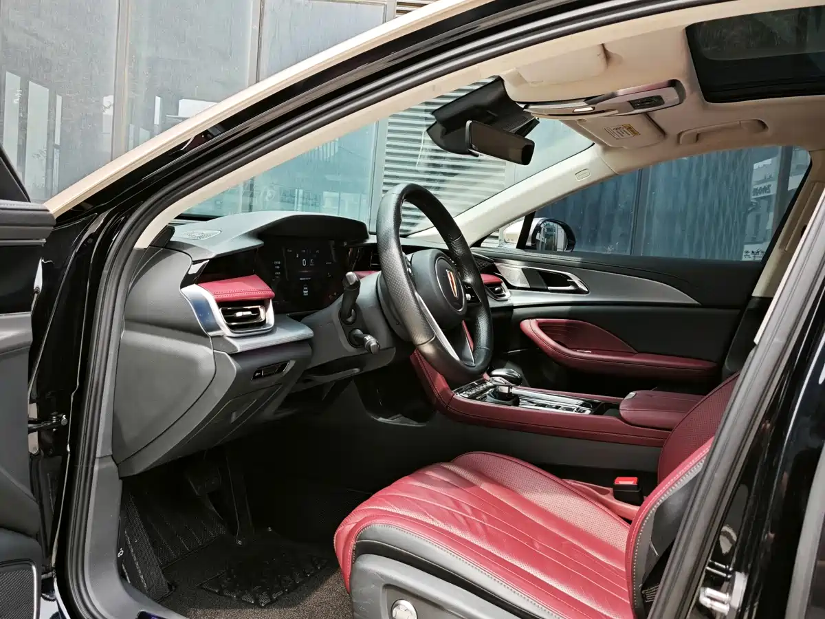 Hongqi H5 2024 2.0T Automatic Smart Connect Flag Smooth Edition фото 5