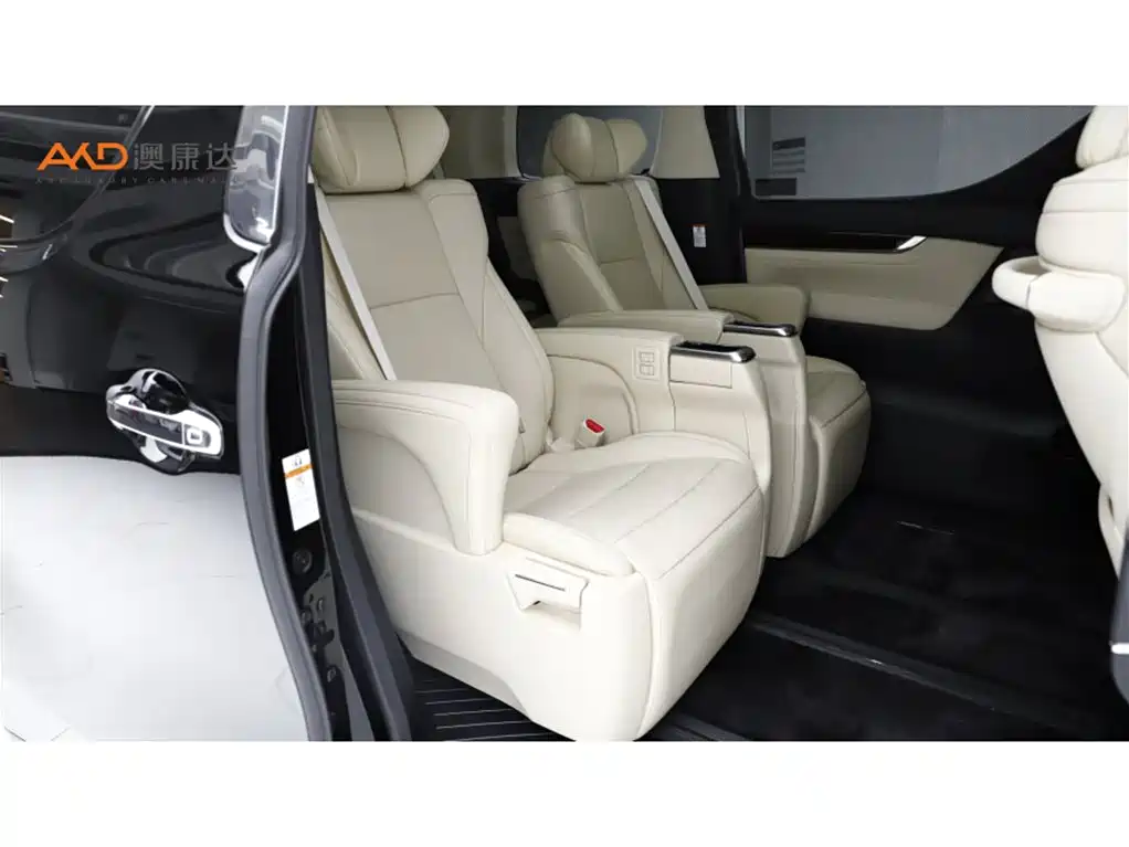 Toyota Alphard 2018 3.5L Luxury фото 9