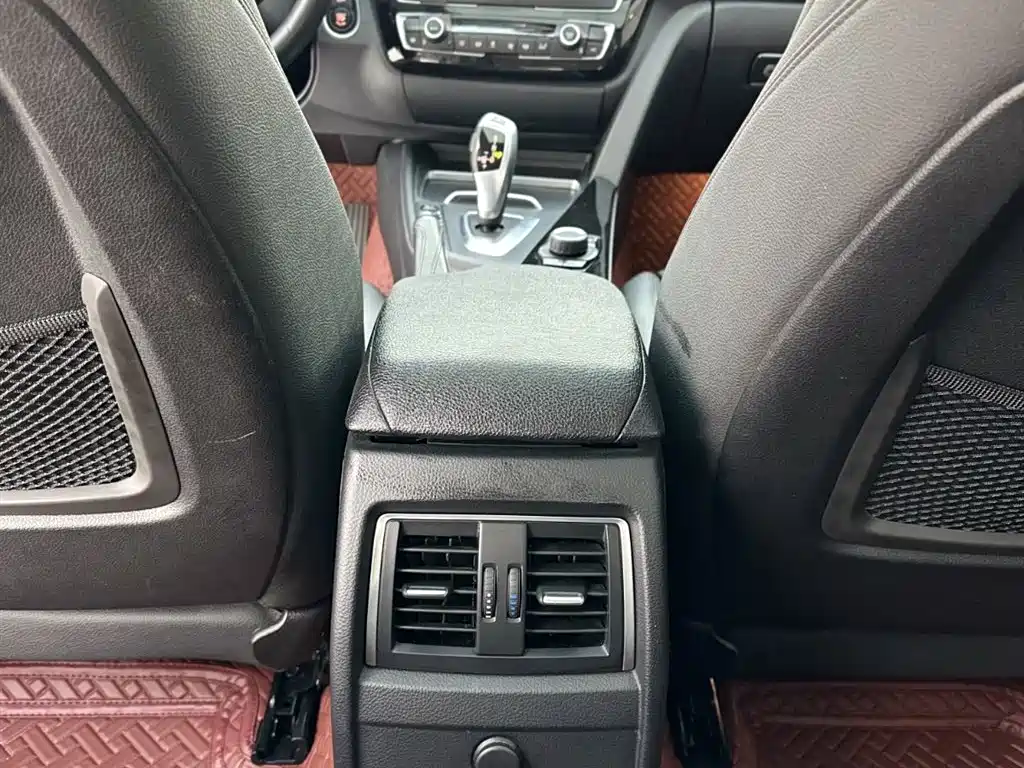 BMW 3 Series 2018 320Li Fashion Style фото 20