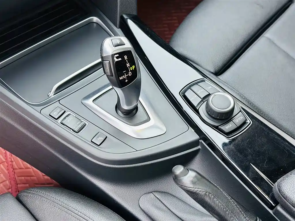 BMW 3 Series 2018 320Li Fashion Style фото 19