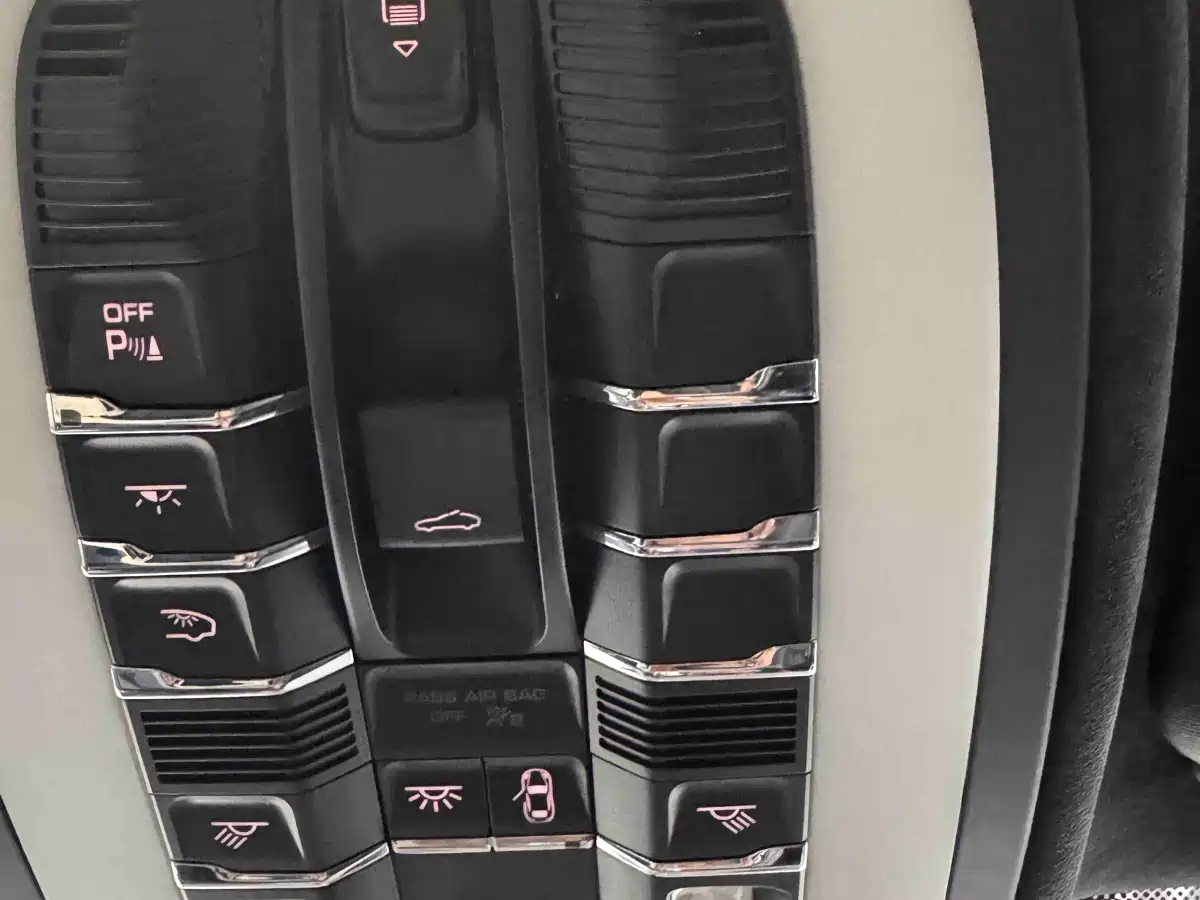 Porsche Cayenne 2016 Cayenne 3.0T фото 23