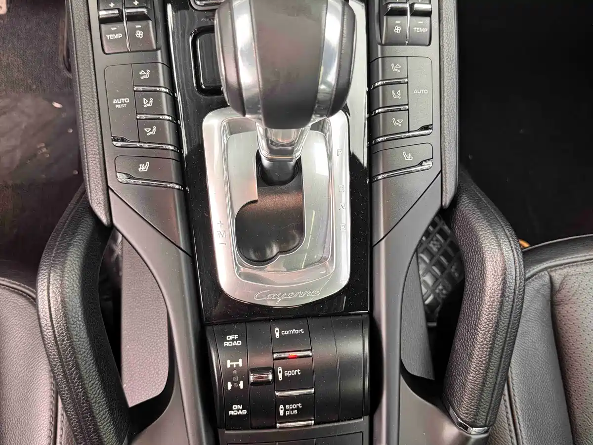 Porsche Cayenne 2016 Cayenne 3.0T фото 20