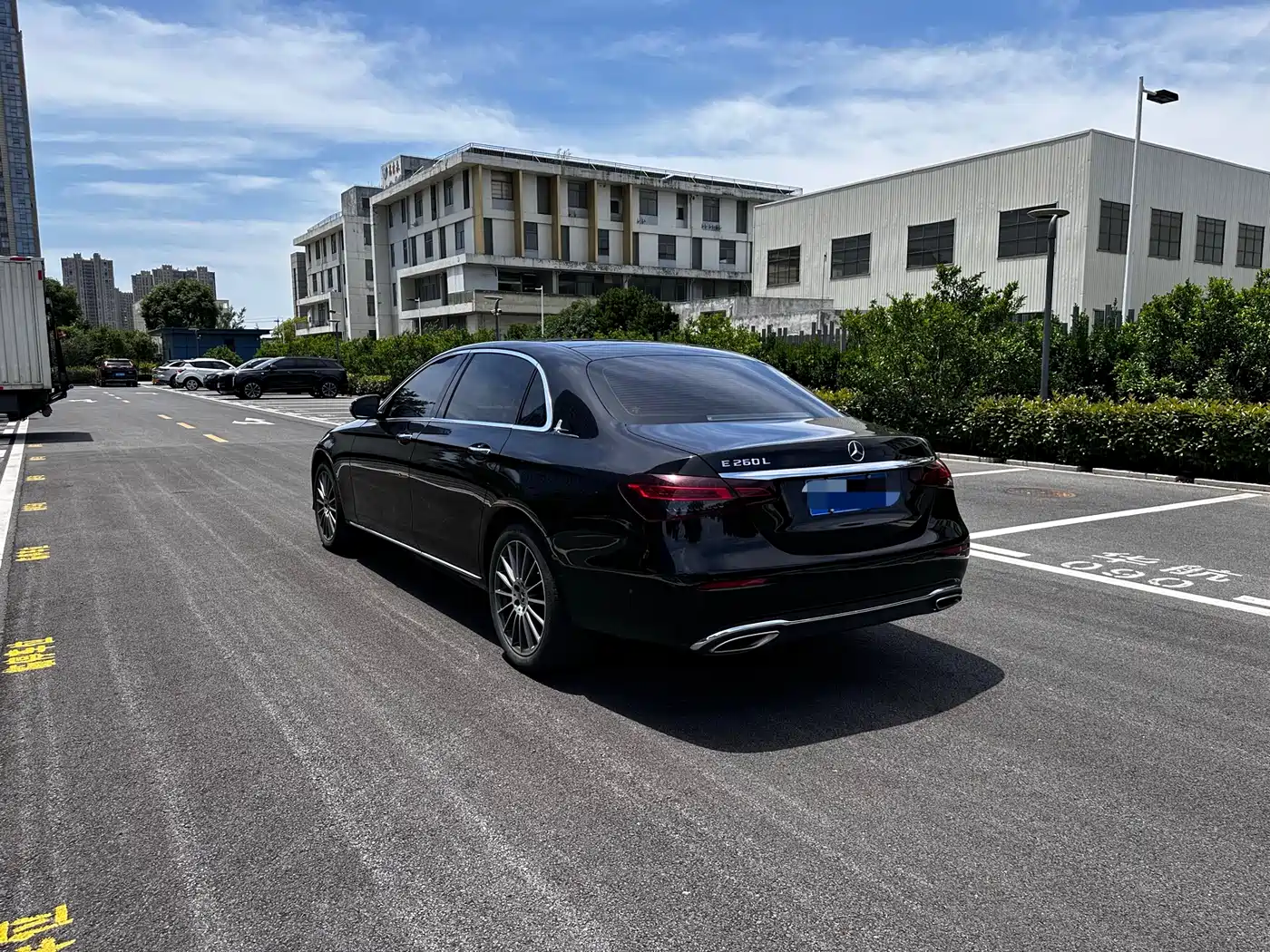 Mercedes-Benz E-Class 2023 E 260 L фото 5