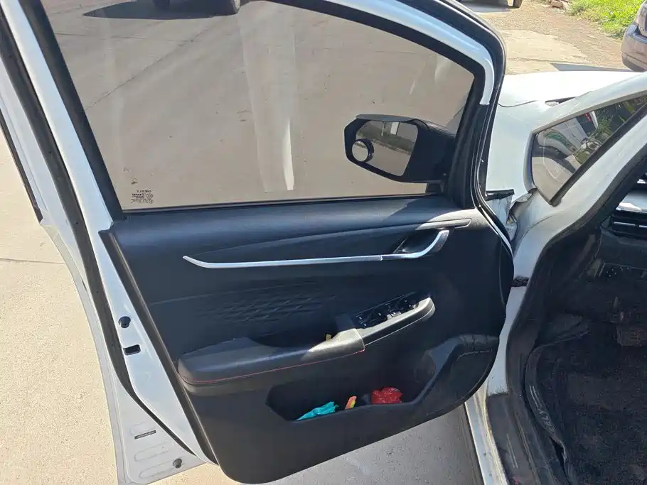Geely Vision X3 2022 2021 PRO 1.5L CVT Premium