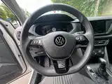 صورة 7 - Volkswagen Tharu