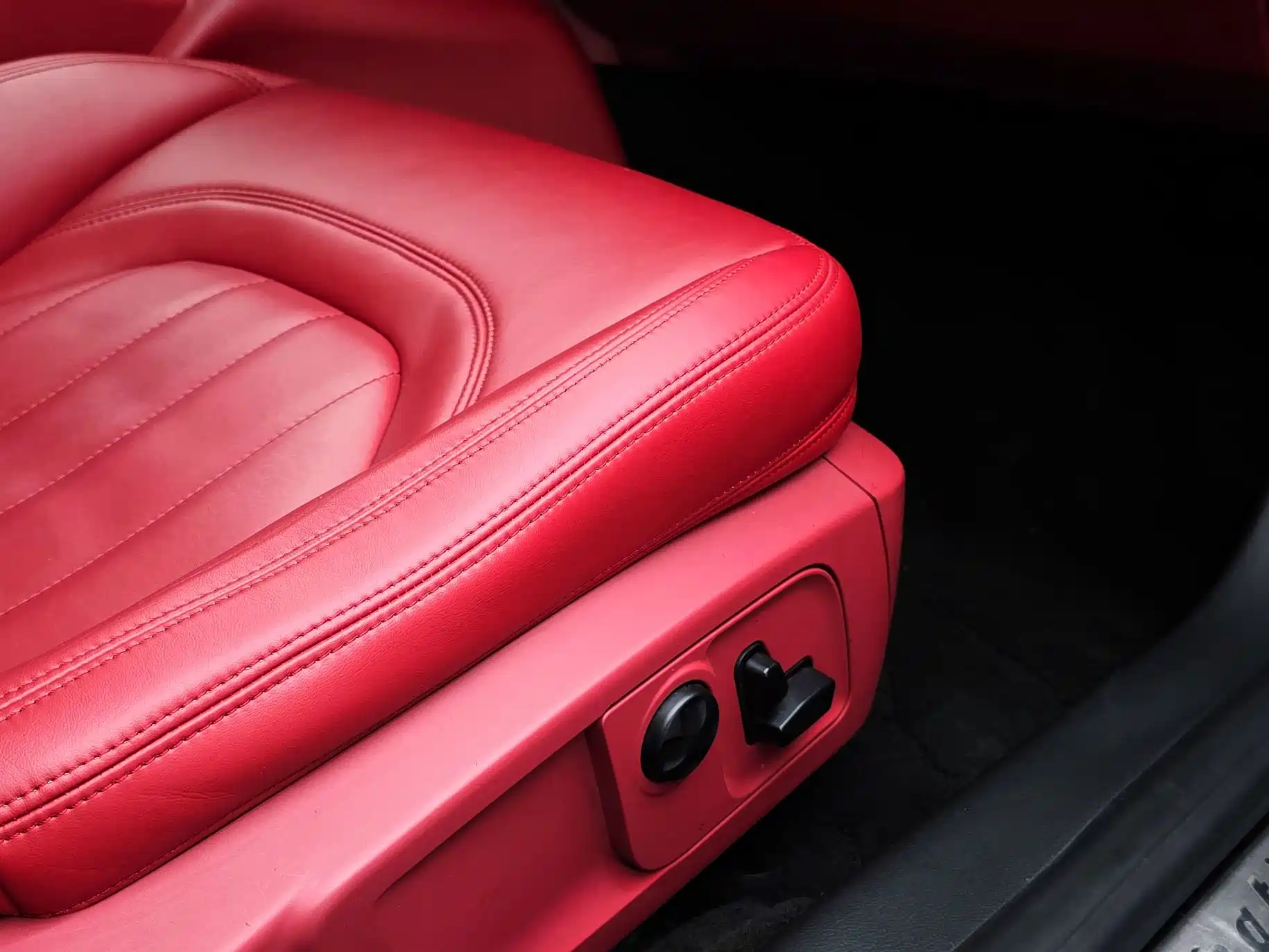 Photo 18 - Maserati Quattroporte