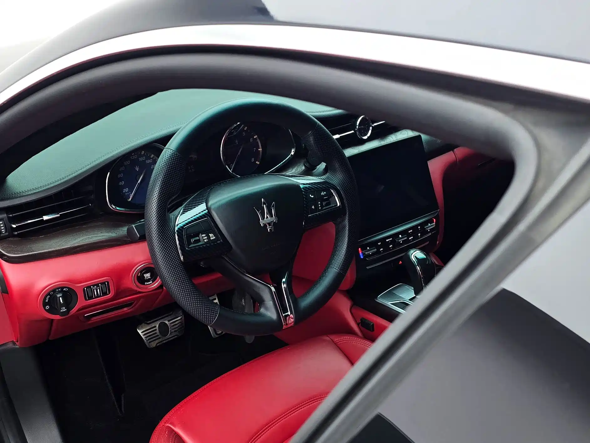 Photo 30 - Maserati Quattroporte