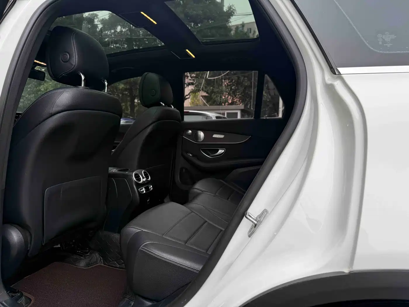 Mercedes-Benz GLC 2021 GLC 300 L 4MATIC Sporty фото 9