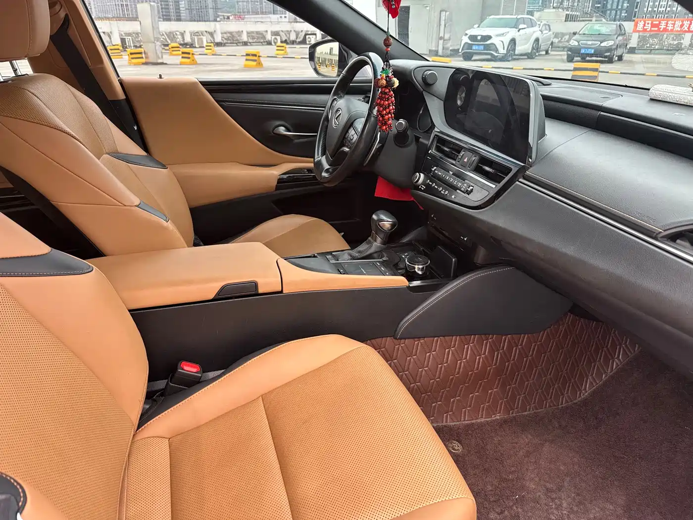 Lexus ES 2021 260 Excellence Edition фото 9