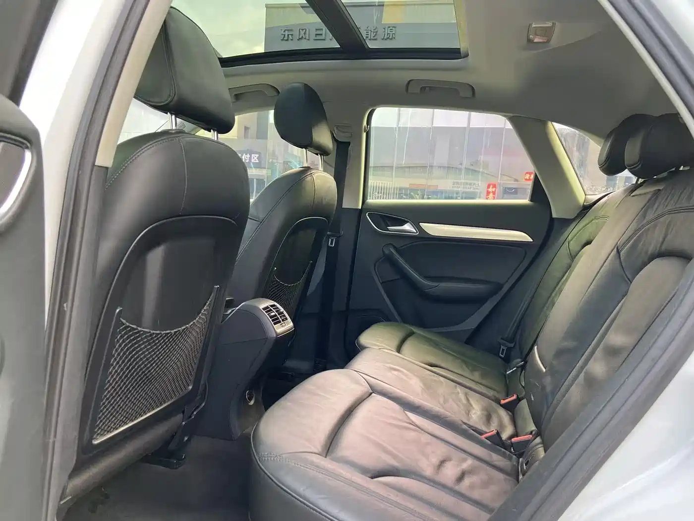Audi Q3 2015 35 TFSI quattro Technology фото 15