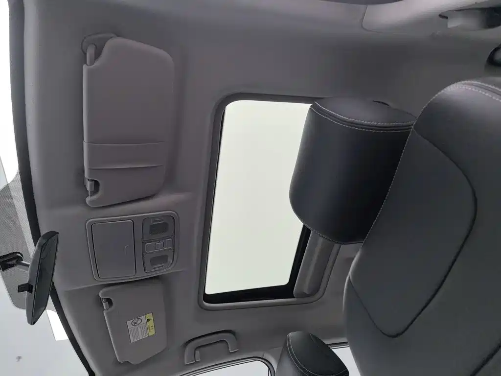 Changan Oshan Kosai 5 2020 2021 1.6L Manual Premium