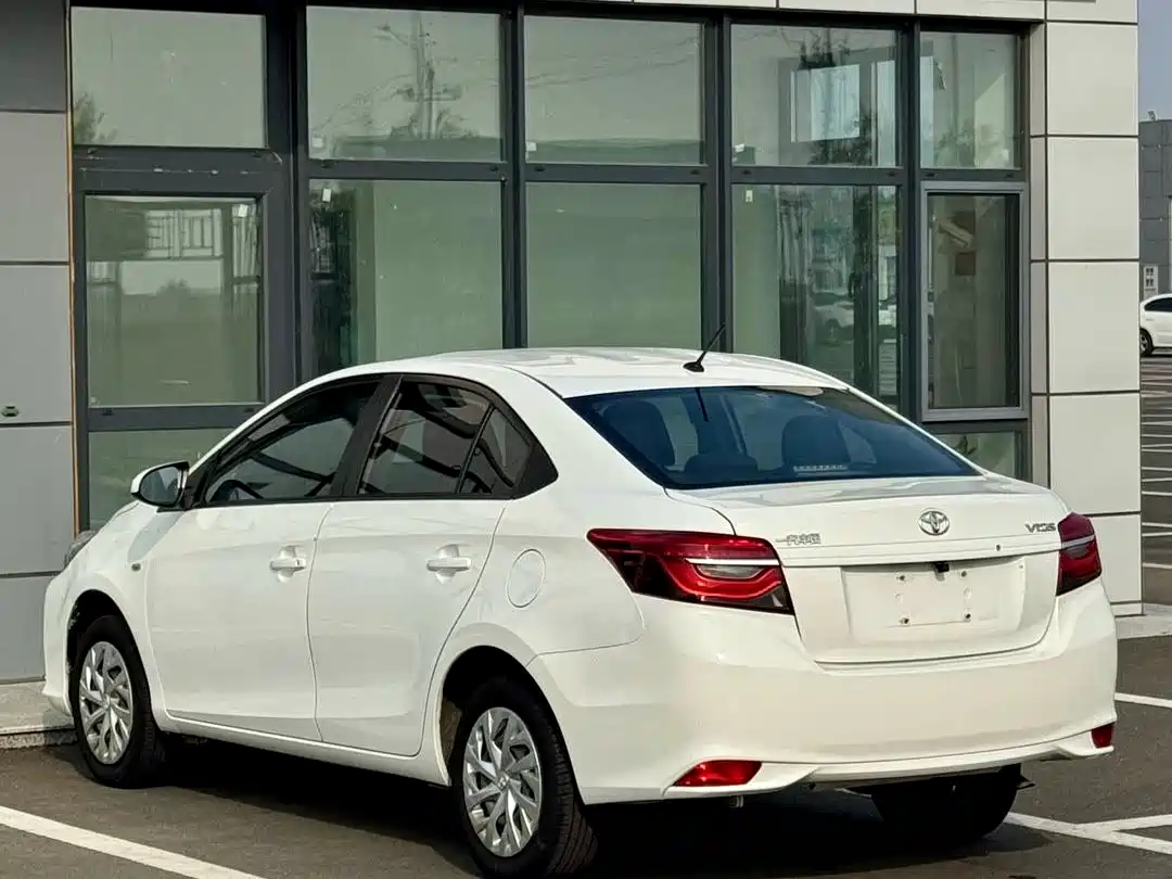 Toyota Vios 2017 1.5L CVT Pioneer фото 13