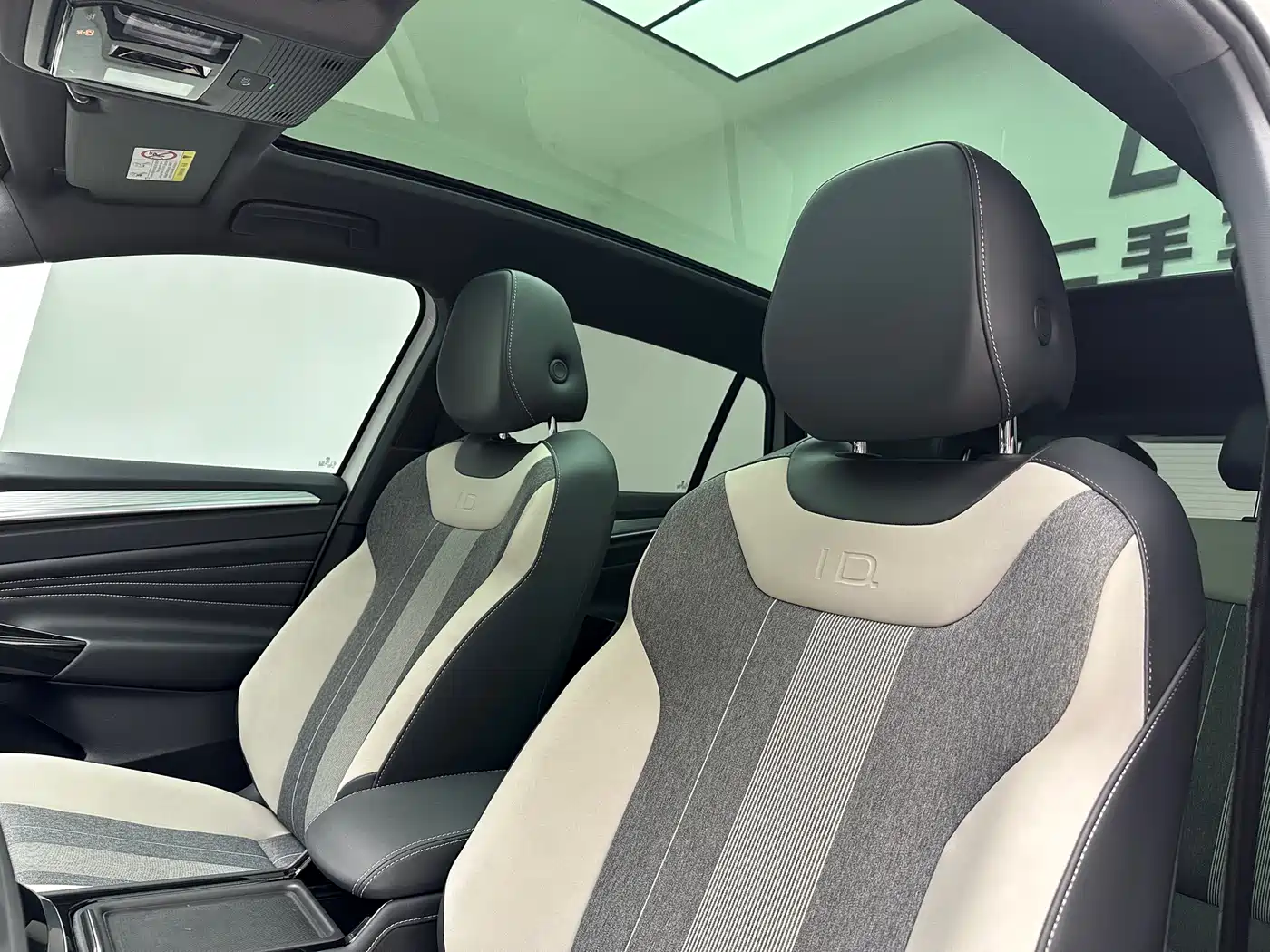 VOLKSWAGEN ID.4 CROZZ