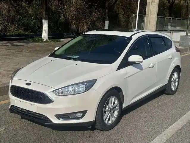 FORD FOX