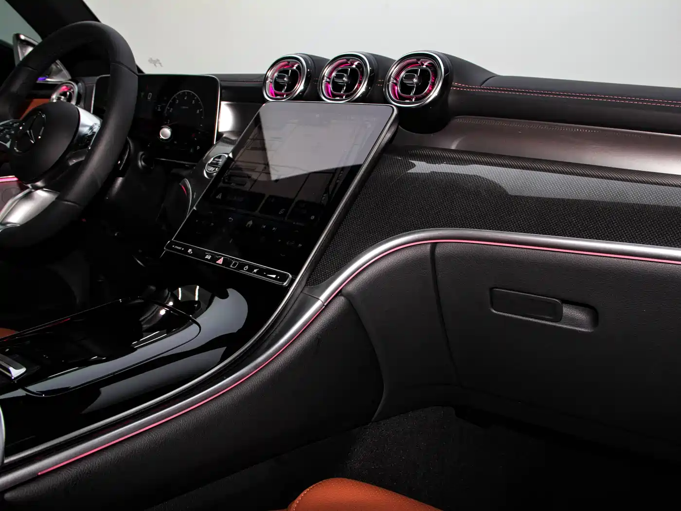 Mercedes-Benz GLC 2025 Facelift GLC 260 L 4MATIC Dynamic фото 9