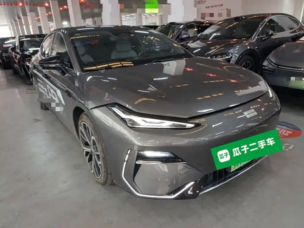 Geely Galaxy Galaxy E8 2025 2025 700km Long Voyage Smart Drive Edition