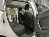 صورة 13 - Peugeot 2008