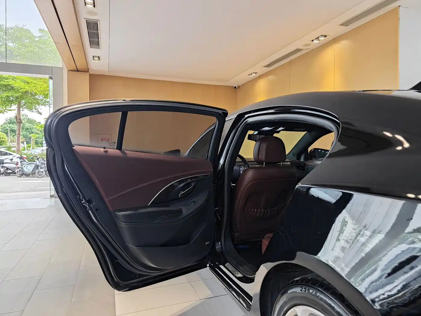 Фото 21 - Buick LaCrosse