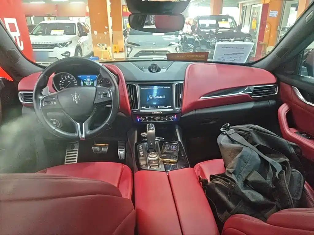 صورة 10 - Maserati Levante