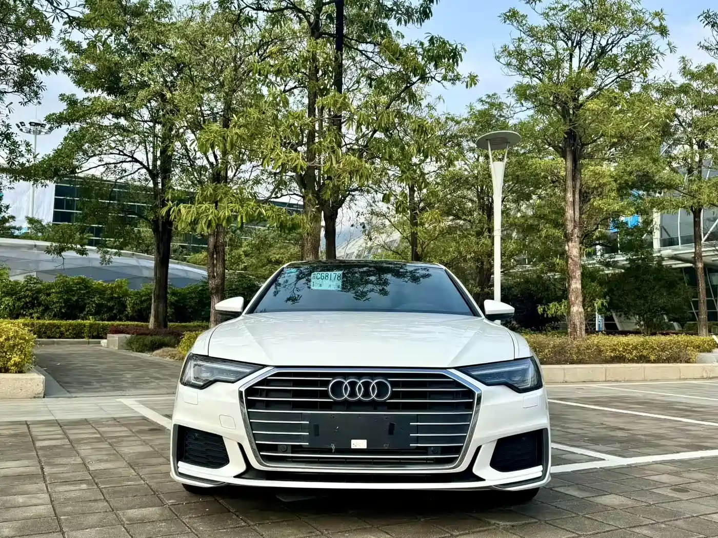 Audi A6L 2020 40 TFSI Luxury Dynamic фото 2