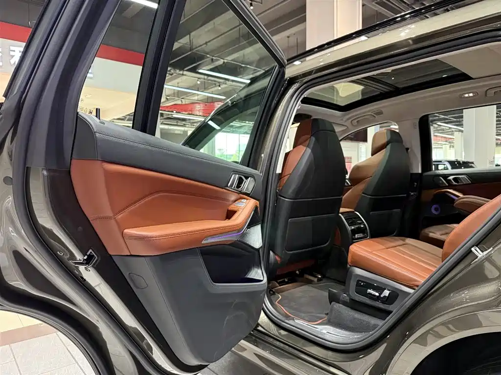BMW X7 M60i 2023 xDrive M60i фото 14