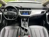Фото 13 - Geely Vision X3