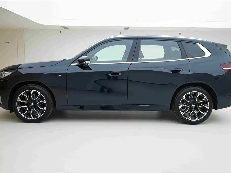 BMW X3 2025 xDrive30L Premium M Sport Package фото 3
