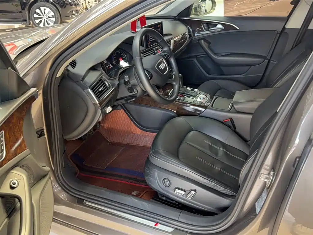 Audi A6L 2018 30th Anniversary 35 TFSI Fashion фото 19
