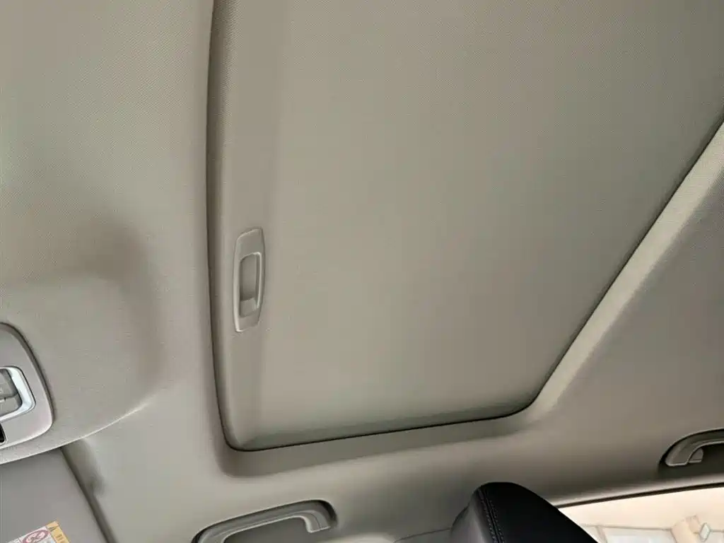 GEELY AUTOMOBILE BINYUE