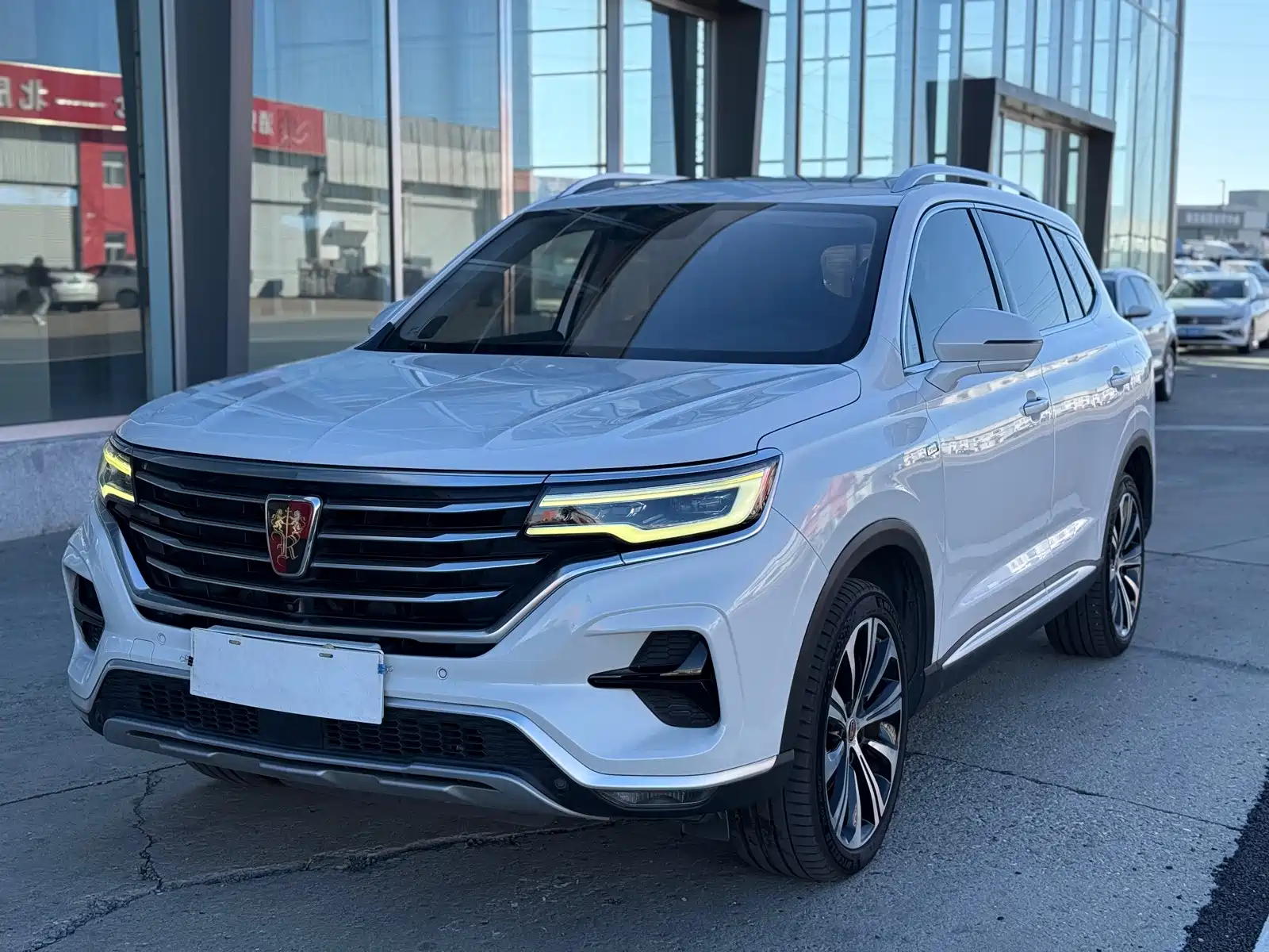 Photo 1 - Roewe RX5 eMAX