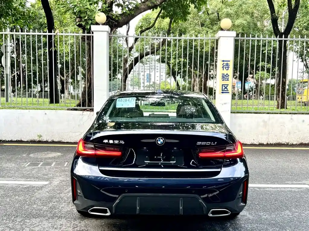 BMW 3 Series 2024 320Li M Sport Package фото 9