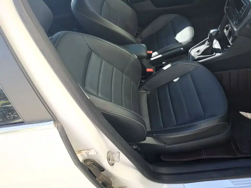 Фото 25 - Volkswagen Lavida