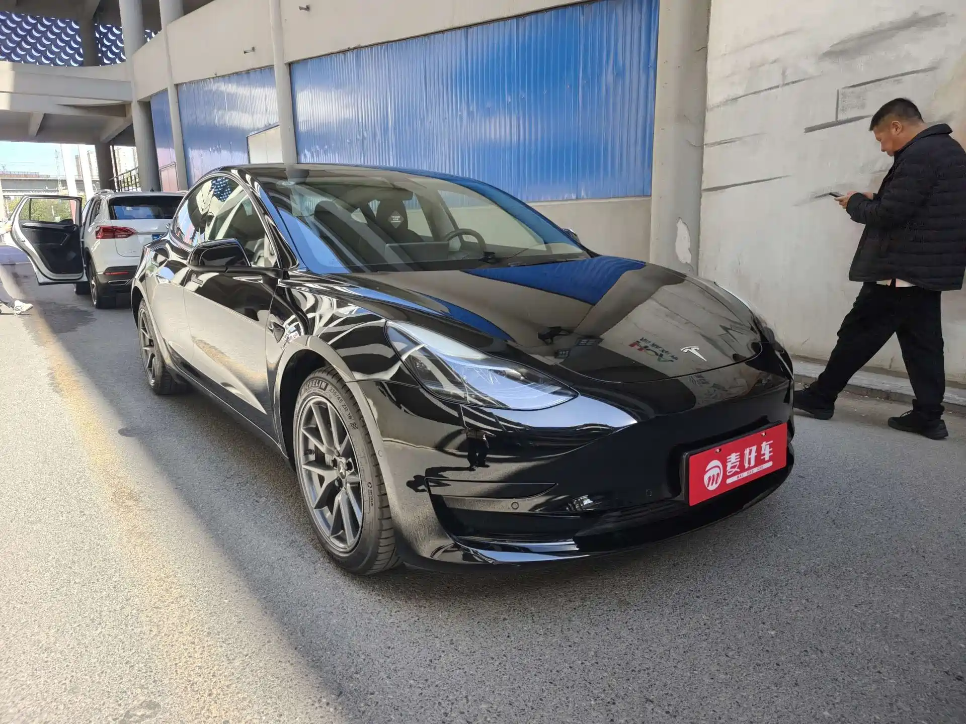 صورة 5 - Tesla Model 3